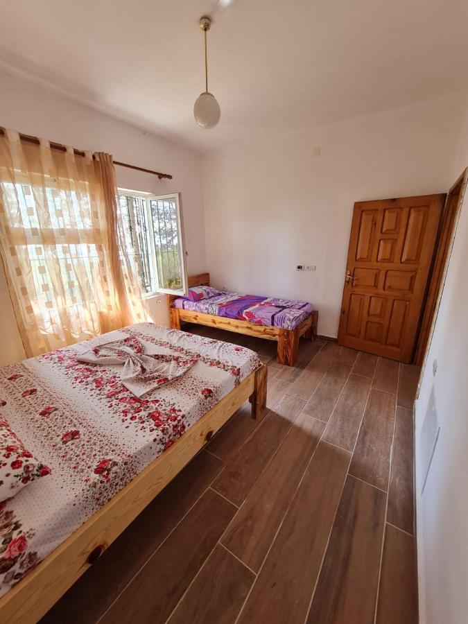 Bujtinat Skenderi Gjinar 2 Villa Exterior photo